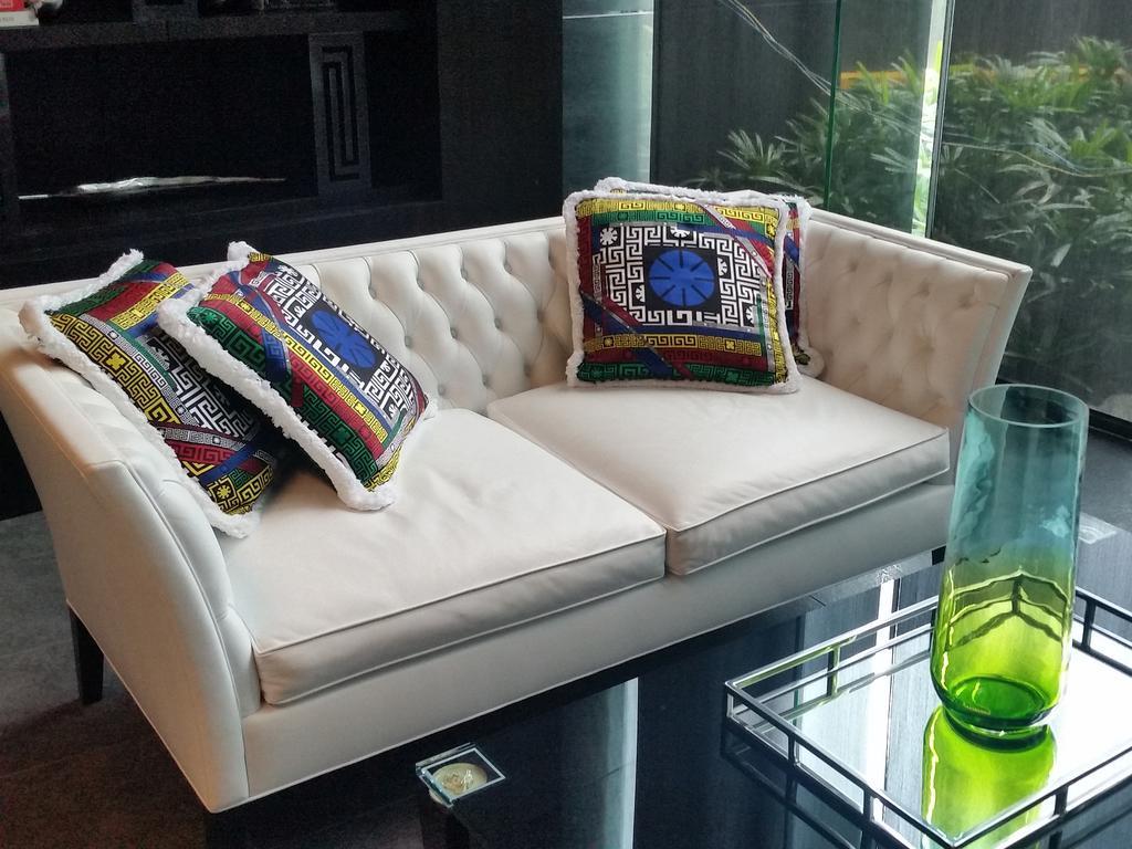Milano Versace Suites Makati City Esterno foto