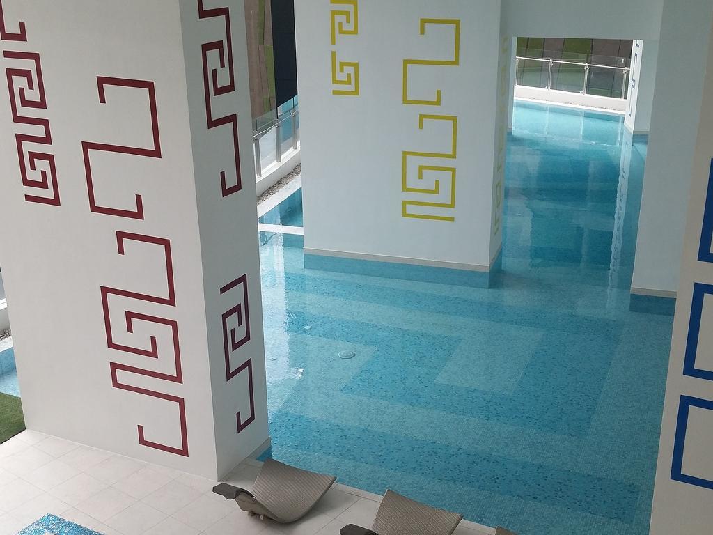 Milano Versace Suites Makati City Esterno foto