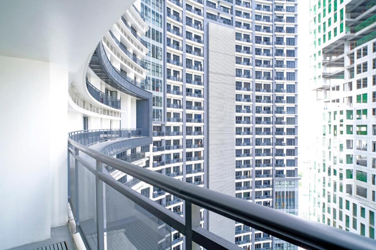 Milano Versace Suites Makati City Esterno foto