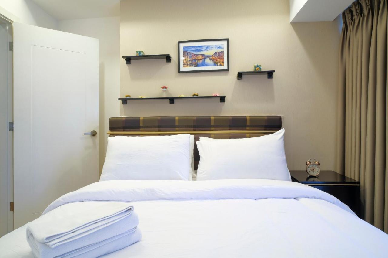 Milano Versace Suites Makati City Esterno foto