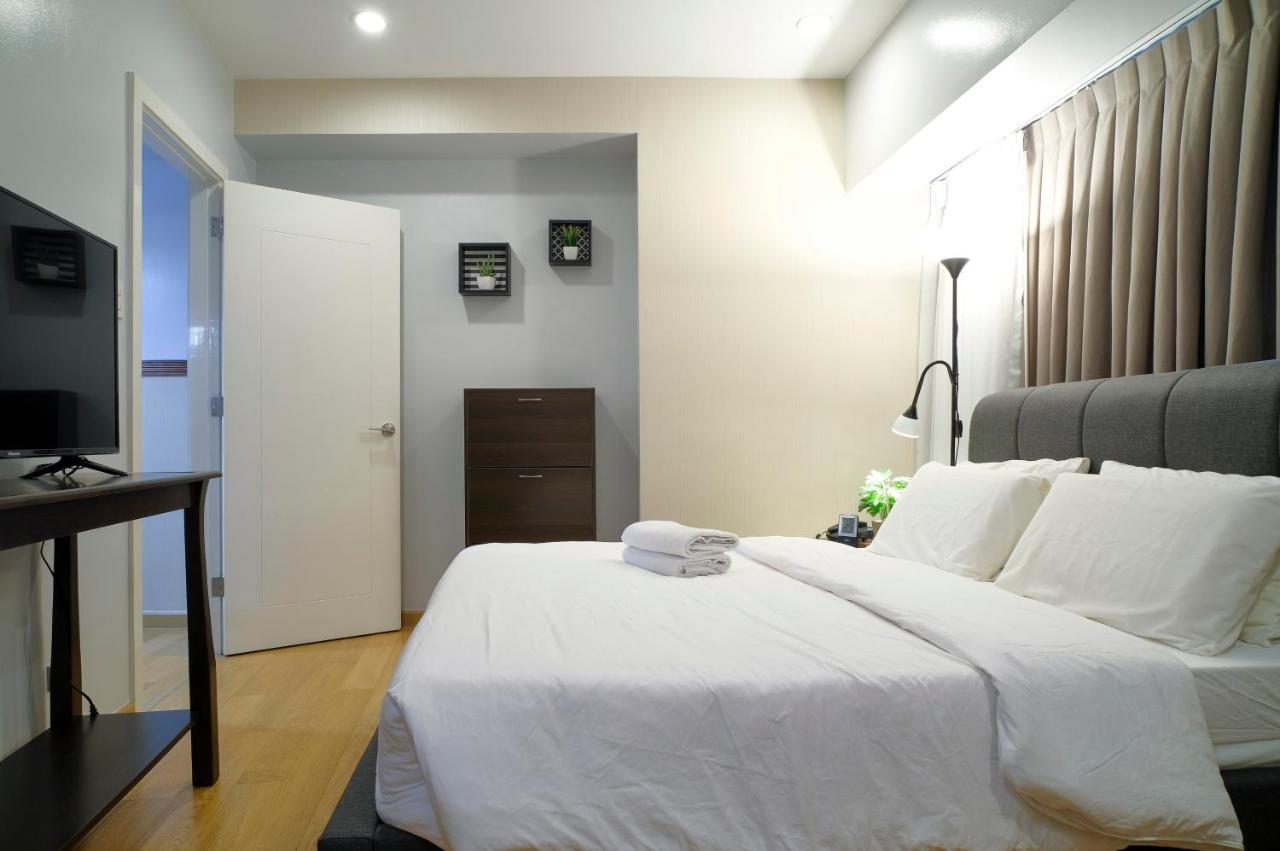 Milano Versace Suites Makati City Esterno foto